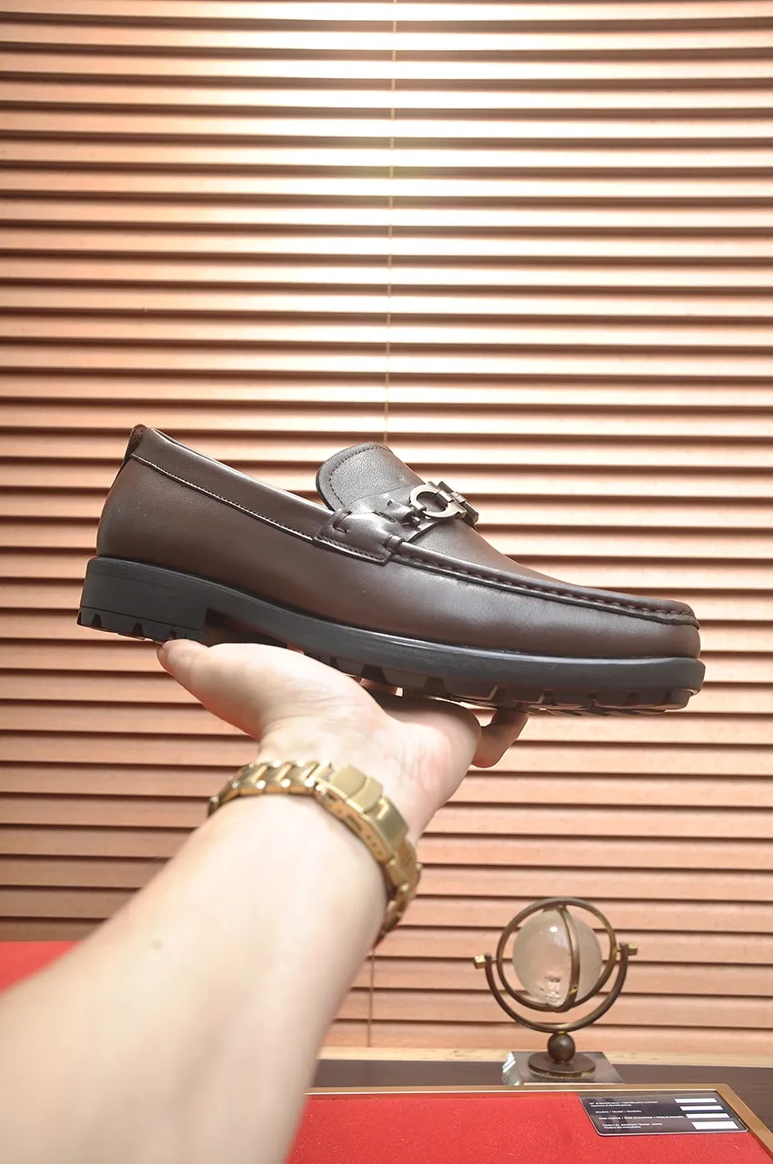 Men's shoes 💰560💶[Ferragamo/Ferragamu] (high-end Niuli) New 🍀 Ferragamo* - top version Ferragamo's classic formal leather shoes! Made of imported original cowhide, the inner top layer is comfortable cowhide lining! Original wear-resistant rubber outsole! High quality products! Code number 38-45 (45 customized)